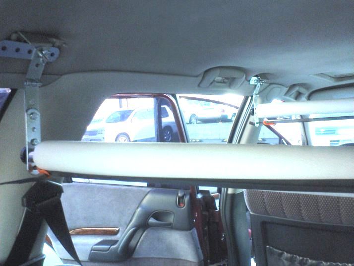 オペルオメガ 車内キャリア