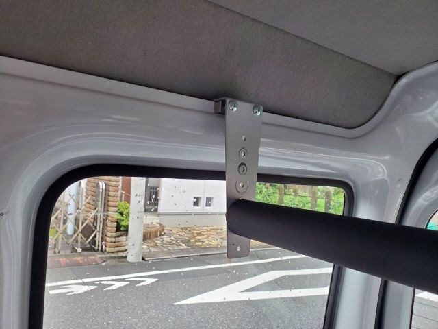 CAPキット〕サイドフレーム引っかけ金具タイプ(100系ハイエース